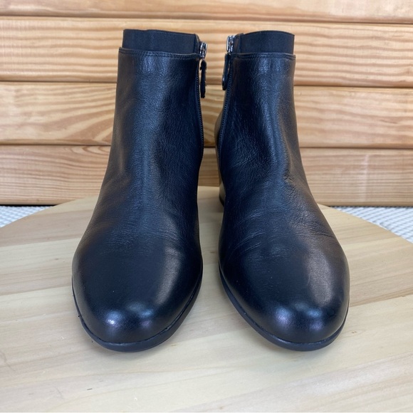 Geox Respira Women's Black Leather Block Heel Ankle Boots Bootie 40 EUR Side Zip - Picture 2 of 11